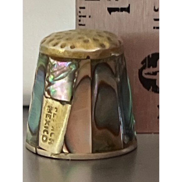 Vintage Alpaca Mexico Abalone Inlaid Thimble Floral Mother of Pearl .75" Estate - Picture 6 of 7